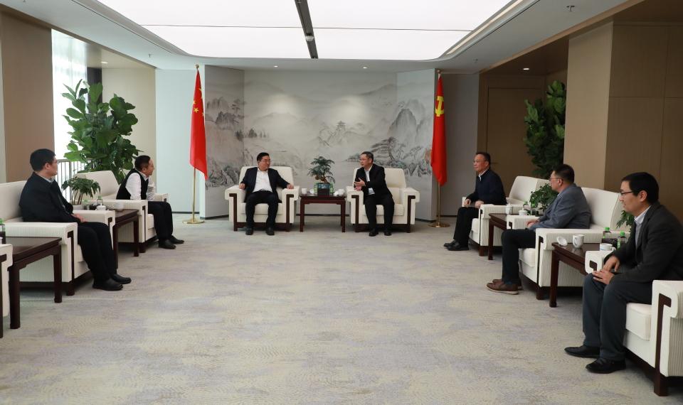 校领导带队走访中煤电力有限公司