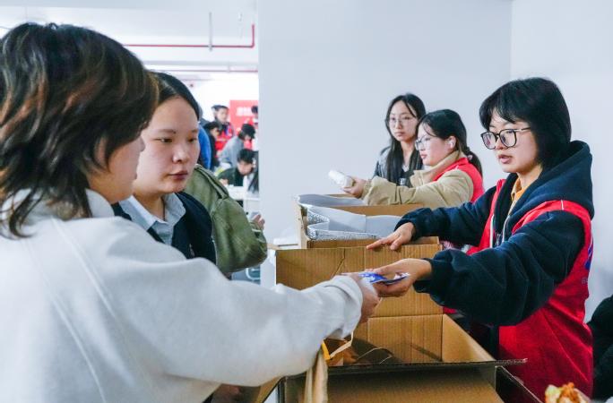 人工智能学部助力2026全球开发者先锋大会召开